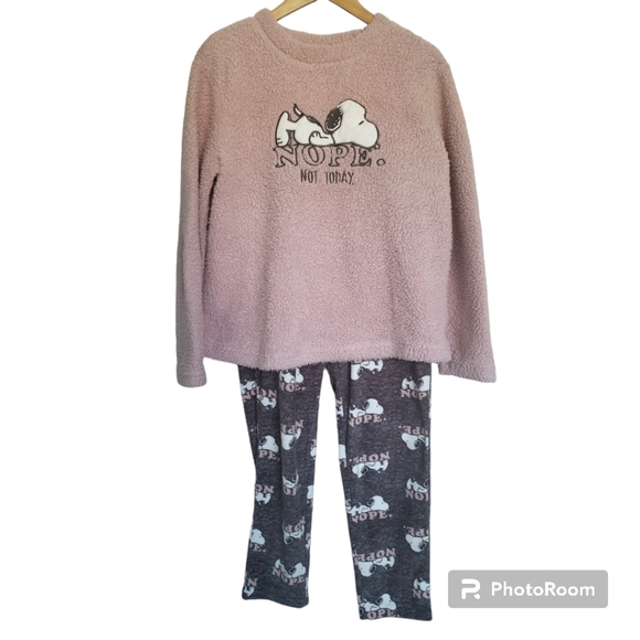Peanuts Other - Snoopy Pajama Set